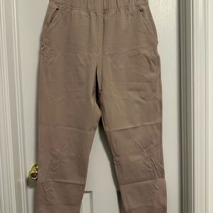 The Group Babaton Weekender Pant